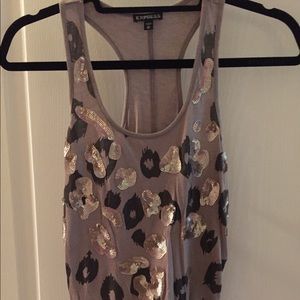 EXPRESS top XS sequin leopard cotton so cute!